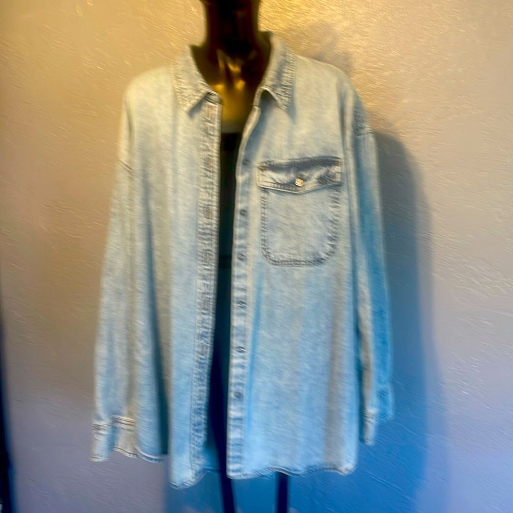 Universal thread denim shirt, oversized, extra large new